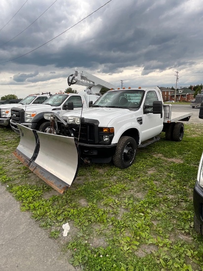 2008 Ford F350 Flatbed Truck, Dually, Automatic, 6.8L Triton V10, 4x4, Fisher V-Plow Attached, Dura