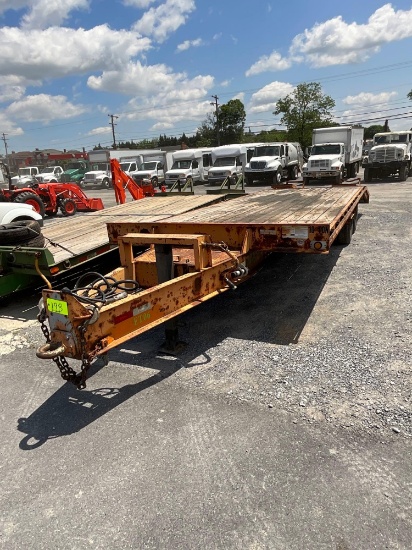 2014 Hudson T/A Equipment...trailer, 20 ft deck, 5 ft beavertail, air brakes, storage box, ramps,