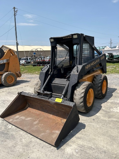 New Holland LX565, O-rops, Aux hyd, Quick Att, GP Bucket, S/N 38146, Hrs: n/a