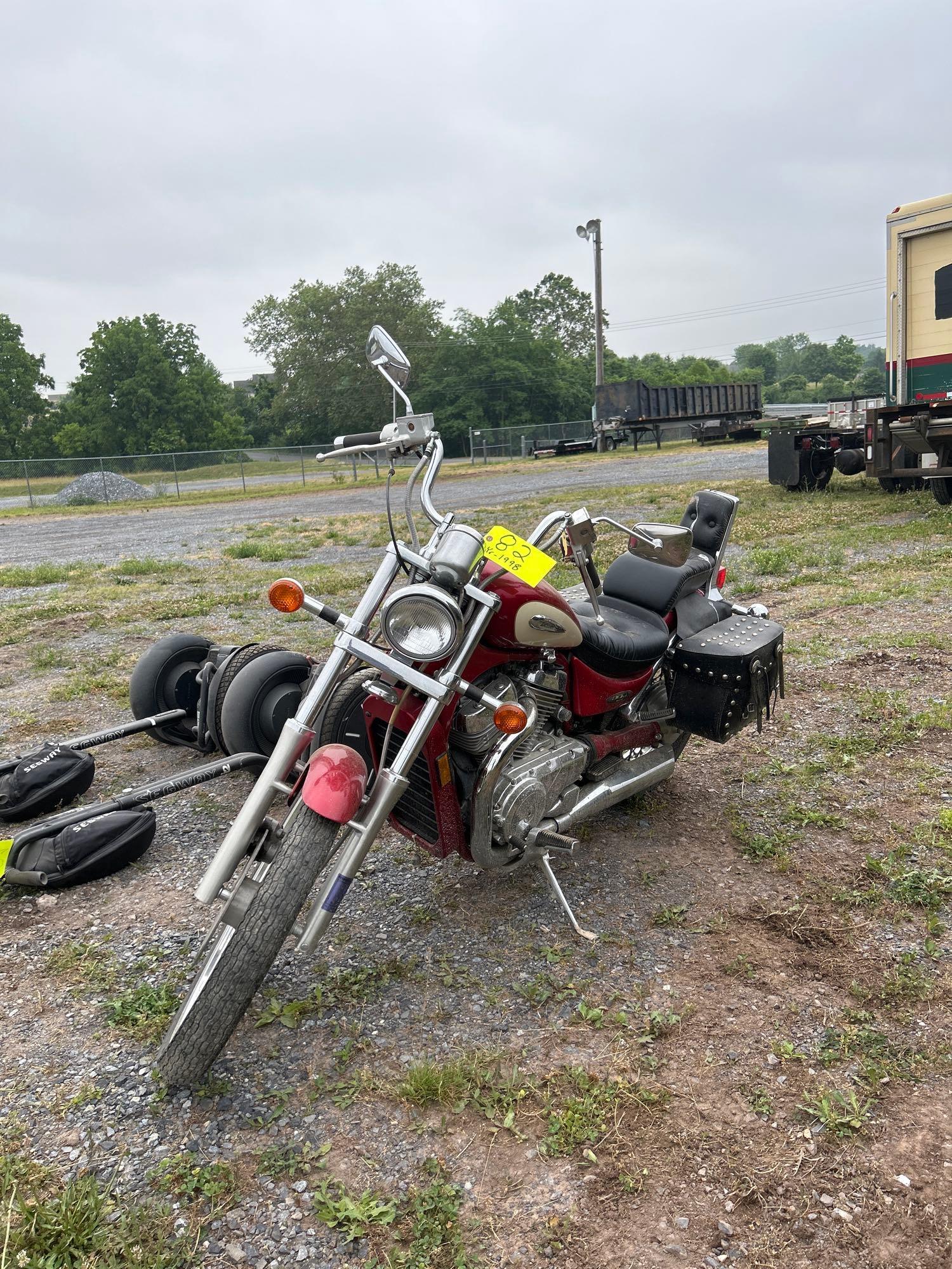 Classic 1998 Suzuki 800 Intruder =SOLD= – The Motorcycle Shop