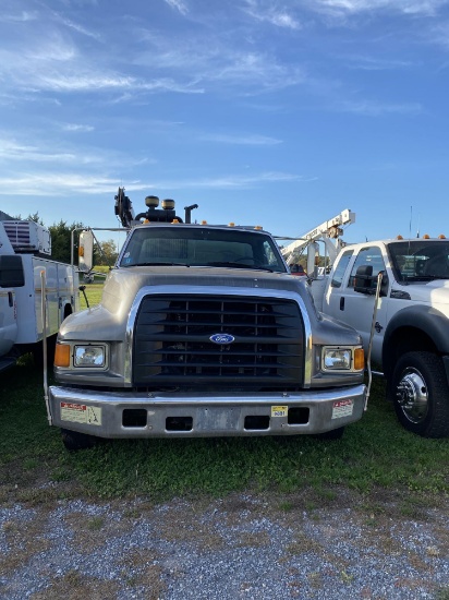 1995 Ford Service Truck, Cummins DSL, Automatic, Air Brakes, Miller Air Pak DSL Welder, Tank/Bottle