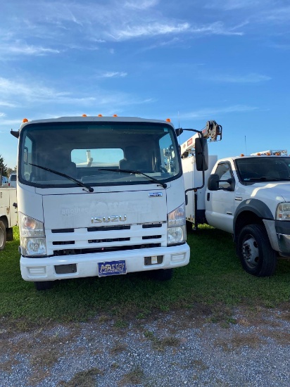 2012 Isuzu Lawn/Sprayer Truck, DSL, Automatic, Underbody Liquid Tanks, 4 Hose Reels, Built In Pump,