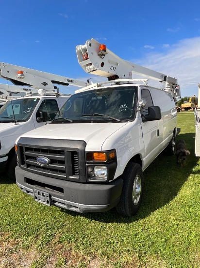 2011 Ford E350 Bucket Van, 5.4L, Automatic, ETI Model ETT29SNV Lift, MastRack Ladder Rack, Interior