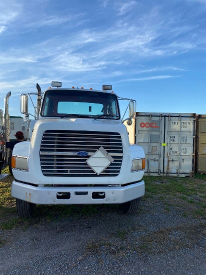 1996 Ford L8000 S/A C&C, Cummins DSL, 6 speed, Air Brakes, Aluminum Under Body Box, 33,000 lbs GVWR,