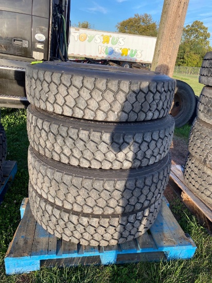 (4) Goodyear G622 RSD, 11R-22.5 Tires, Fore Truck Take Offs