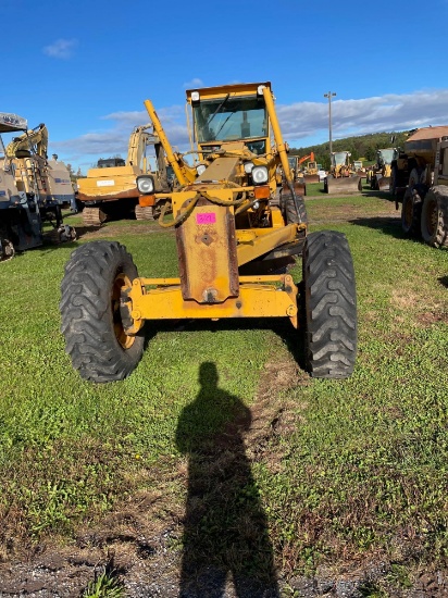 John Deere 670B Grader, SN: 523733