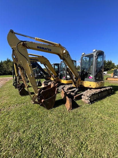 Komatsu...PC50MR, Cab, heat, AC, Leveling Blade - Angle, GP Bucket w/ extra bucket, Plumbed, Rubber
