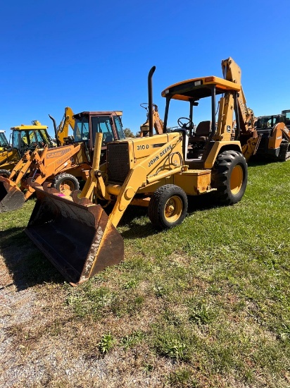 John Deere 310D, Rops, Front & Rear GP Buckets, Outriggers, SN: 778669, Hours: 7633