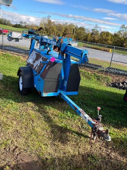 Genie TML-400N Light Tower, Deutz DSL, 2" Ball, Outriggers, Manual Boom Control