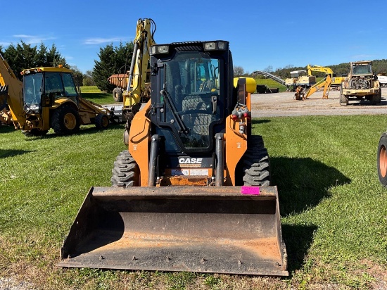 2017 Case, SV300, Cab, Heat, AC, Hyd Quick Attach, GP Bucket, 12-16.5 Rubber, Aux Hyd, 2 speed,