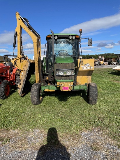 JD 6330 Premium 2WD, CAH, 2 remotes, PTO, Power Quad, Tiger Boom Mower, SN: L06330H566424, Hours: