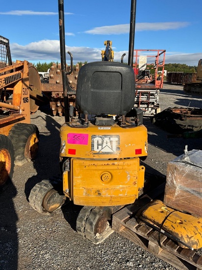 CAT 300.9D, *Does Not Run*, *Includes pallet of parts*, GP Bucket, Rubber Tracks, SN: M00539