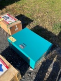 Ratchet Straps & Box