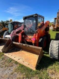 Kubota SSV75, Cab, Heat, GP Bucket, Hyd Quick Attach, Aux Hyd, 2 speed, Foot Controls, SN: No Plate,