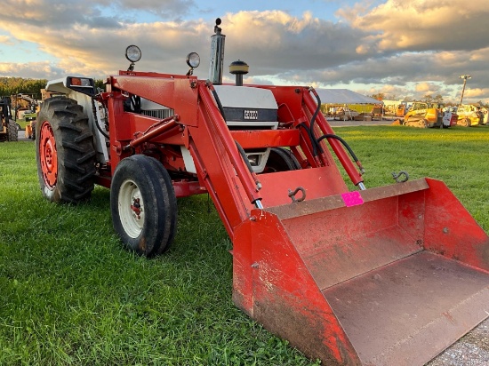 Case 1190 Tractor With Front Loader