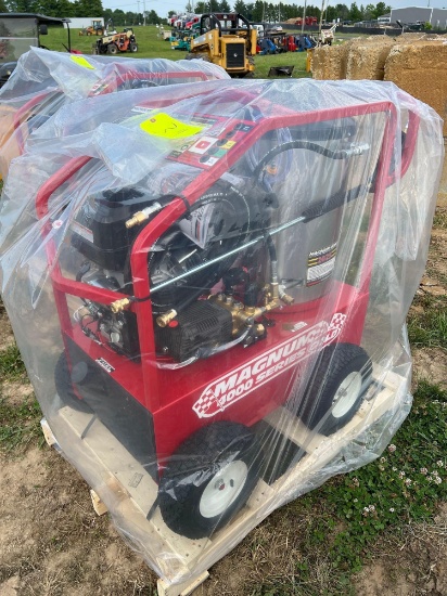 Magnum 4000 Series Hot Water Pressure Washer