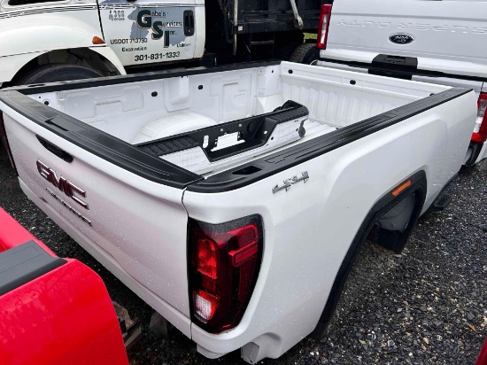 GMC Sierra White Truck Body