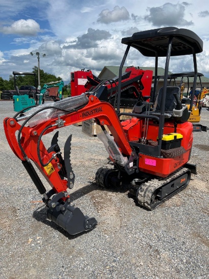 AGT Industrial QK18K-C Mini Excavator