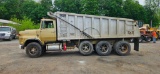 1990 Ford LT9000 Triaxle Dump
