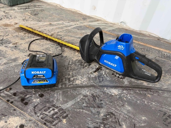 Kobalt 24 Dual Action Hedge Trimmer