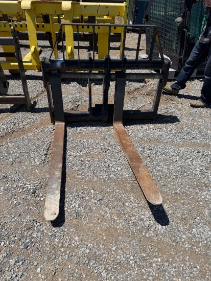 JCB Coupler Attached Pallet Forks
