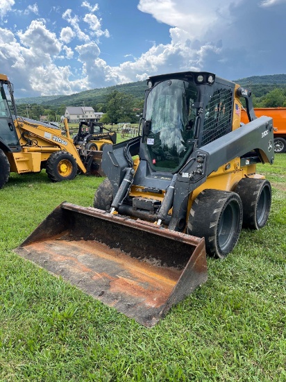 2017 John Deere 332G Skid Steer