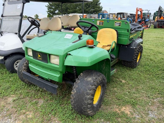 John Deere Gator