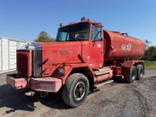 1991 Autocar ACL64 Water Truck