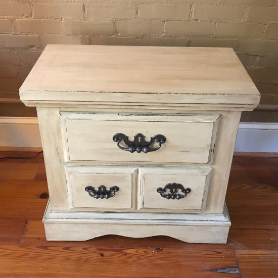 Distressed Wooden 2 Drawer Chest