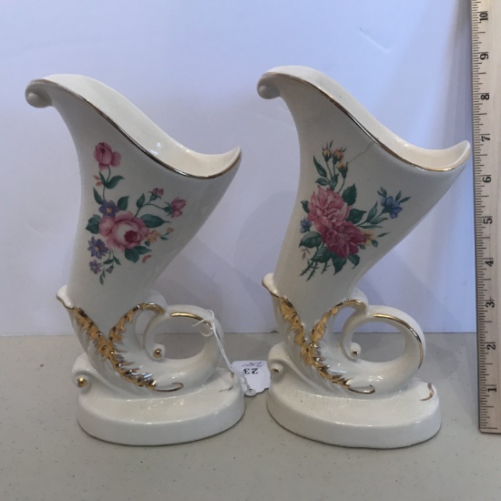 Pair of 1940's Spaulding China Cornucopias