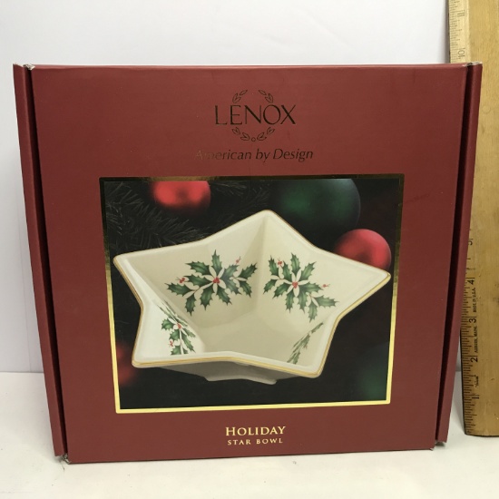 Lenox Holiday Star Bowl 8" in Box