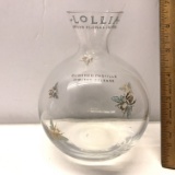 Lollia Floral Vase with Bee Design