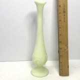 Pretty Vintage Uranium Custard Glass Bud Vase