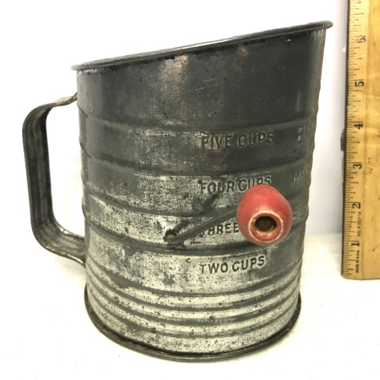 Vintage Bromwell's Measuring Sifter