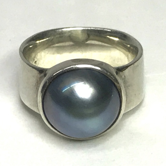 Sterling Silver Chunky Ring with Blue Pearlized Stone Size 8.5