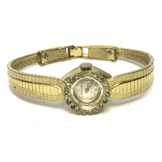 Beautiful Vintage Corvair Gold Tone 17 Jewel Watch