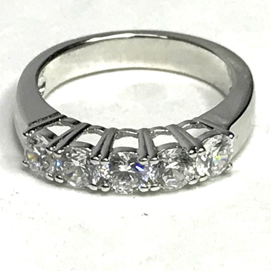 Sterling Silver Ring with CZ Stones Size 7