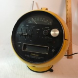 Model 2001 8 Track Stereo Tape Player AM/FM