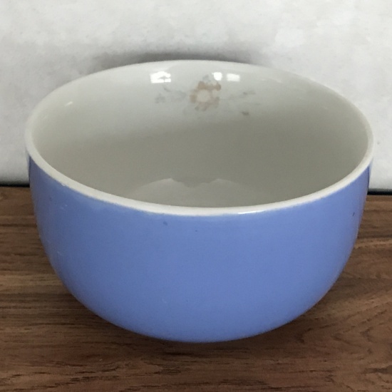 Vintage Blue Hall’s Superior Pottery Bowl with Rose Parade Pattern