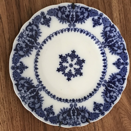 Blue & White Porcelain Decorative Plate