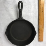Vintage 8½'' Cast Iron Frying Pan
