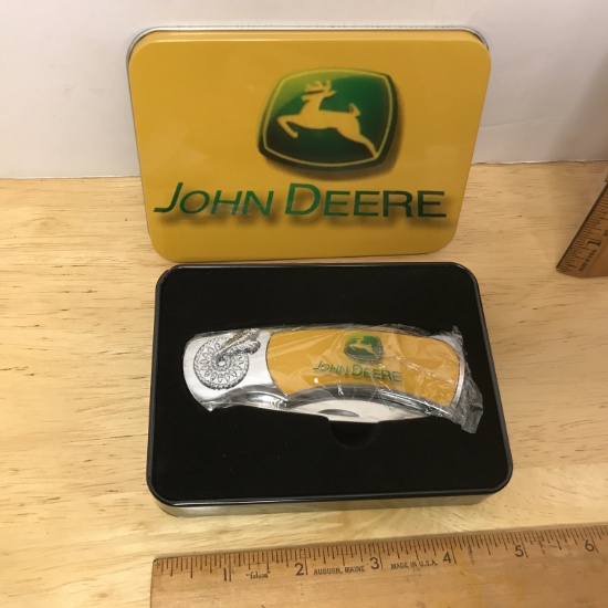 John Deere Pocket Knife with Collectible Tin