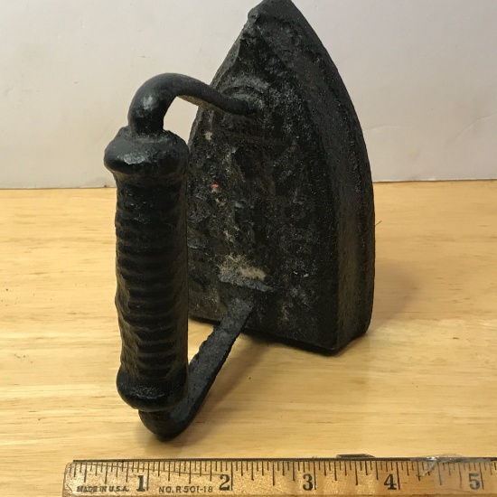 Antique Cast Iron No. 5 Sad Iron