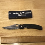 Smith & Wesson Knife with Box