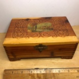 Vintage Wooden Jewelry Box with Dove-Tailed Corners & Lake Scene