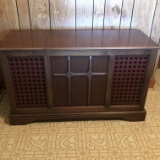 Vintage Wooden Morse Stereo Cabinet with Record Player & AM/FM