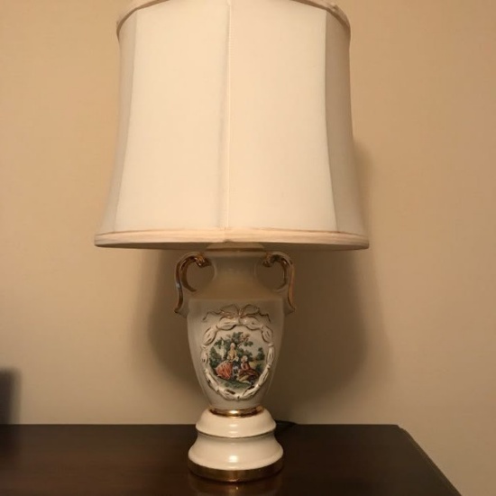 Vintage Porcelain Victorian Urn Lamp