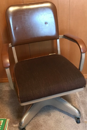 Metal Rolling Office Chair