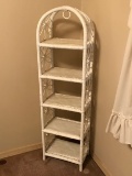 5-Tier Wicker Shelf with Daisy Sides