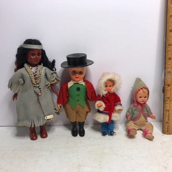 Lot of Vintage Dolls